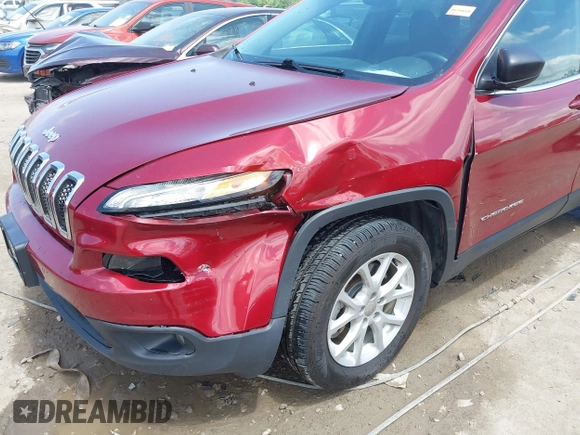 2017 Jeep Cherokee Latitude with VIN 1C4PJLCB1HW662544, listed as a IAAI auction lot 42365969 with 117,859 mi miles and . Bid and sale history available at DreamBid. Image 6.