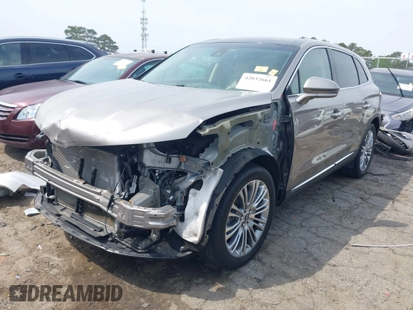 2018 Lincoln MKX Reserve with VIN 2LMPJ6LR7JBL11787, listed as a IAAI auction lot 42032661 with 27,992 mi miles. Bid and sale history available at carsss.com. Image 19.