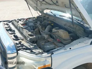 2014 Ford F-250 XL z VIN 1FT7W2BT7EEA64580, wystawiony jako IAAI lot #43235610 z przebiegiem 240 085 mil mil oraz . Historia ofert i sprzedaży dostępna na DreamBid. Obrazek 20.