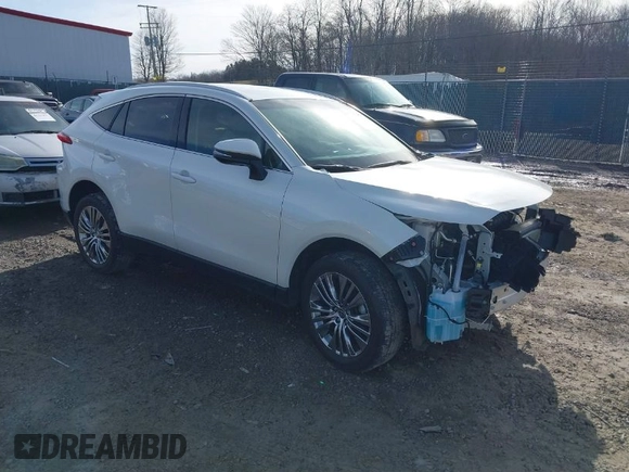 2022 Toyota Venza LE with VIN JTEAAAAH8NJ115518, listed as a IAAI auction lot 41758903 with 17,738 mi miles and . Bid and sale history available at DreamBid. Image 1.