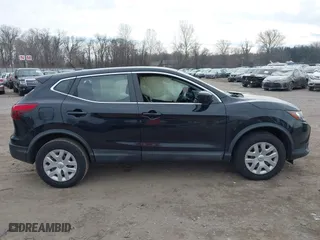 2018 Nissan Rogue Sport SV with VIN JN1BJ1CR5JW251040, listed as a IAAI auction lot 41661123 with 67,723 mi miles. Bid and sale history available at carsss.com. Image 13.