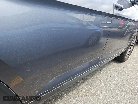 2024 Volkswagen Atlas SE z VIN 1V2HR2CAXRC564175, wystawiony jako IAAI lot #42785455 z przebiegiem 14 479 mil mil oraz . Historia ofert i sprzedaży dostępna na DreamBid. Obrazek 7.