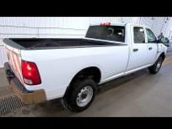 2012 Ram 2500 ST z VIN 3C6TD5HT7CG170151, wystawiony jako IAAI lot #42806496 z przebiegiem 192 475 mil mil oraz . Historia ofert i sprzedaży dostępna na DreamBid. Obrazek 43.