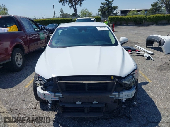 2019 Ford Fusion SE with VIN 3FA6P0HD3KR201350, listed as a IAAI auction lot 41988519 with 46,105 mi miles and . Bid and sale history available at carsss.com. Image 13.