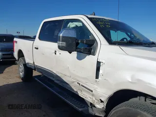 2019 Ford F-250 XL z VIN 1FT7W2BT1KEG39753, wystawiony jako IAAI lot #42051404 z przebiegiem 137 587 mil mil oraz . Historia ofert i sprzedaży dostępna na DreamBid. Obrazek 6.