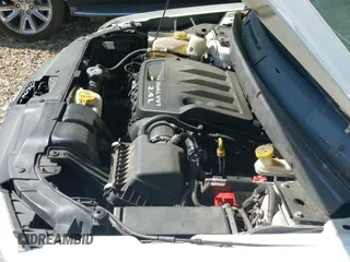 2015 Dodge Journey American Value z VIN 3C4PDCAB8FT605870, wystawiony jako IAAI lot #41930474 z przebiegiem 205 741 mil mil oraz . Historia ofert i sprzedaży dostępna na DreamBid. Obrazek 13.