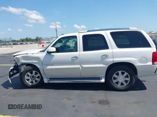 2005 Cadillac Escalade with VIN 1GYEC63T65R154327, listed as a IAAI auction lot 42286355 with Not provided miles and . Bid and sale history available at DreamBid. Image 14.
