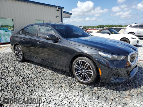2025 BMW 5 Series 530i with VIN WBA43FJ04SCT76953, listed as a Copart auction lot 51219475 with 10,981 mi miles and Clean Title. Bid and sale history available at carsss.com. Image 4.
