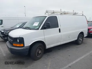 2012 Chevrolet Express Cargo z VIN 1GCWGFCA7C1201373, wystawiony jako IAAI lot #42414621 z przebiegiem 181 807 mil mil oraz . Historia ofert i sprzedaży dostępna na DreamBid. Obrazek 2.