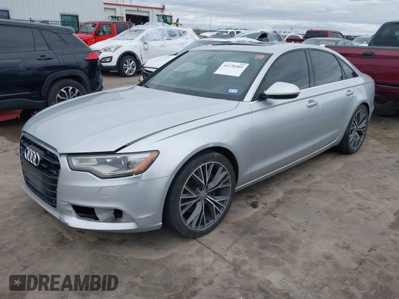 2015 Audi A6 Premium Plus z VIN WAUGFAFC8FN032627, wystawiony jako IAAI lot #41270302 z przebiegiem 82 104 mil mil oraz . Historia ofert i sprzedaży dostępna na DreamBid. Obrazek 2.