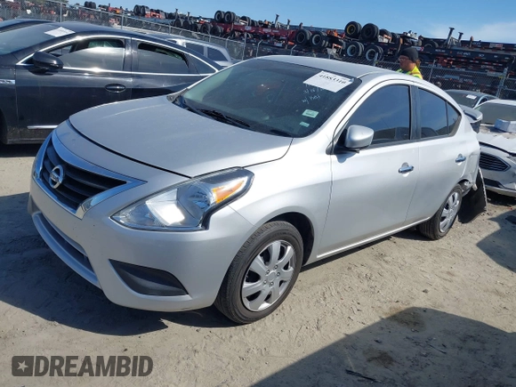 2019 Nissan Versa SV z VIN 3N1CN7AP5KL869205, wystawiony jako IAAI lot #41883310 z przebiegiem 96 317 mil mil oraz . Historia ofert i sprzedaży dostępna na DreamBid. Obrazek 17.