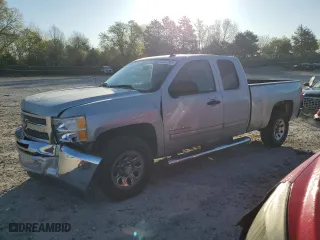 2013 Chevrolet Silverado 1500 LT with VIN 1GCRCSEA9DZ231993, listed as a Copart auction lot 52372585 with 84,162 mi miles and Salvage Title. Bid and sale history available at carsss.com. Image 1.