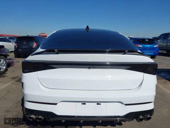 2022 Kia K5 GT with VIN 5XXG44J87NG153642, listed as a IAAI auction lot 41524941 with 52,051 mi miles. Bid and sale history available at carsss.com. Image 16.