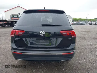 2018 Volkswagen Tiguan SEL with VIN 3VV3B7AXXJM090706, listed as a IAAI auction lot 42216046 with 147,249 mi miles and . Bid and sale history available at DreamBid. Image 16.