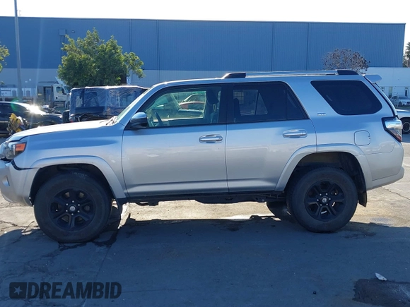 2023 Toyota 4Runner SR5 с VIN JTEMU5JR8P6155561, выставлен на аукционе IAAI как лот 41465467 с пробегом 48 228 миль миль и . История ставок и продаж доступна на DreamBid. Изображение 15.