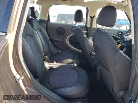 2011 MINI Countryman with VIN WMWZB3C53BWM00724, listed as a Copart auction lot 52293575 with Not Provided miles and Salvage Title. Bid and sale history available at DreamBid. Image 10.