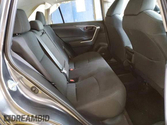 2021 Toyota RAV4 LE with VIN 2T3F1RFV1MC198301, listed as a Copart auction lot 62084275 with 47,285 mi miles and Salvage title. Bid and sale history available at DreamBid. Image 11.
