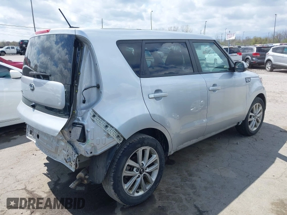 2018 Kia Soul + with VIN KNDJP3A53J7510640, listed as a IAAI auction lot 42061530 with 62,068 mi miles. Bid and sale history available at carsss.com. Image 4.