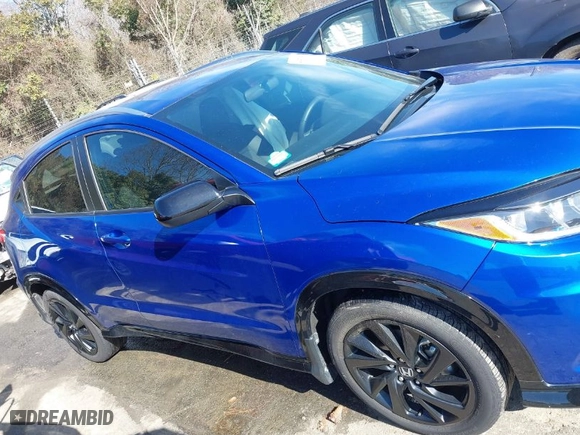 2022 Honda HR-V Sport with VIN 3CZRU6H19NM723520, listed as a IAAI auction lot 41475045 with 57,439 mi miles. Bid and sale history available at carsss.com. Image 13.