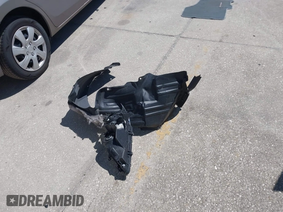 2019 Toyota Sienna LE Auto Access Seat with VIN 5TDKZ3DC6KS012237, listed as a IAAI auction lot 41822942 with 97,237 mi miles and . Bid and sale history available at DreamBid. Image 12.