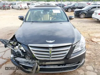 2014 Hyundai Genesis 3.8L z VIN KMHGC4DD2EU260177, wystawiony jako IAAI lot #42092212 z przebiegiem 213 055 mil mil oraz . Historia ofert i sprzedaży dostępna na DreamBid. Obrazek 13.