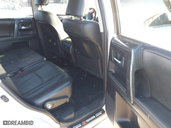 2015 Toyota 4Runner Limited with VIN JTEBU5JR8F5266428, listed as a IAAI auction lot 41239709 with 113,250 mi miles. Bid and sale history available at carsss.com. Image 8.