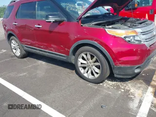 2013 Ford Explorer XLT z VIN 1FM5K7D8XDGB21765, wystawiony jako IAAI lot #42596215 z przebiegiem Nie podano mil oraz . Historia ofert i sprzedaży dostępna na DreamBid. Obrazek 6.