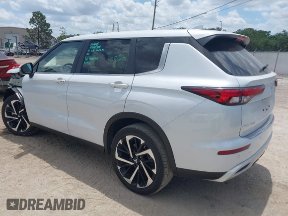 2024 Mitsubishi Outlander SE z VIN JA4J3VA83RZ082399, wystawiony jako IAAI lot #42305992 z przebiegiem 11 622 mil mil oraz . Historia ofert i sprzedaży dostępna na DreamBid. Obrazek 3.