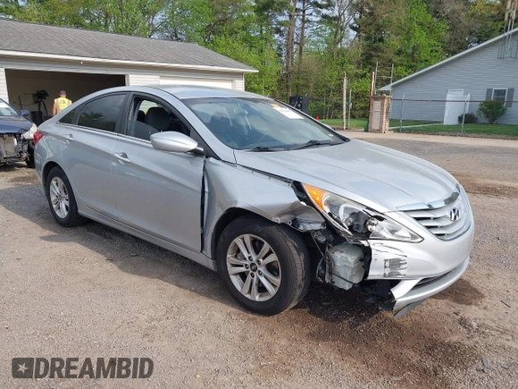 2013 Hyundai Sonata GLS with VIN 5NPEB4AC6DH539103, listed as a IAAI auction lot 42124467 with 182,907 mi miles and . Bid and sale history available at carsss.com. Image 1.