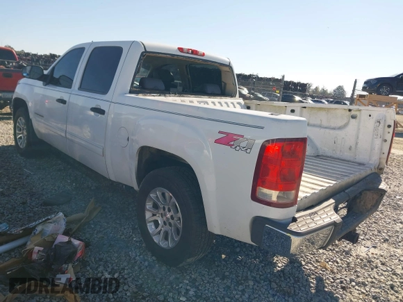 2007 GMC Sierra 1500 SLT z VIN 3GTEK13367G532144, wystawiony jako IAAI lot #41237508 z przebiegiem Nie podano mil oraz . Historia ofert i sprzedaży dostępna na DreamBid. Obrazek 3.