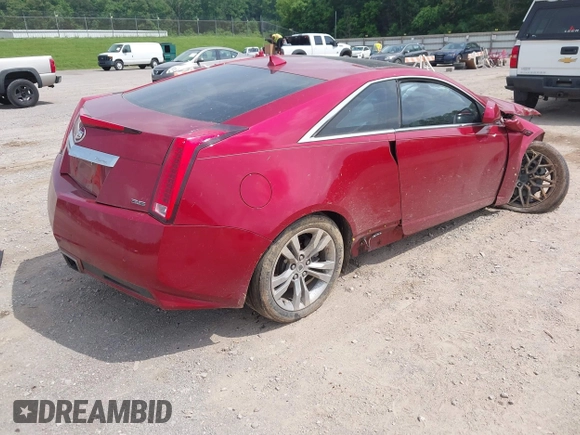 2014 Cadillac CTS Performance z VIN 1G6DG1E33E0135490, wystawiony jako IAAI lot #42274193 z przebiegiem 83 556 mil mil oraz . Historia ofert i sprzedaży dostępna na DreamBid. Obrazek 4.