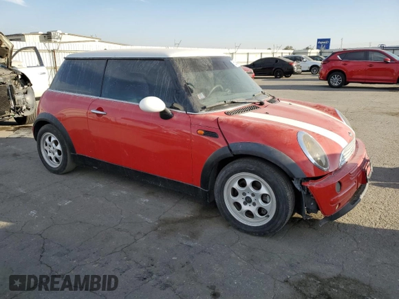 2002 MINI Hardtop with VIN WMWRC33432TE12395, listed as a Copart auction lot 76629414 with 181,921 mi miles and Clean Title. Bid and sale history available at DreamBid. Image 4.