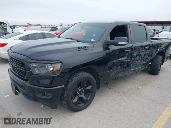 2019 Ram 1500 Big Horn z VIN 1C6RREFT1KN891182, wystawiony jako IAAI lot #41634042 z przebiegiem 128 972 mil mil oraz . Historia ofert i sprzedaży dostępna na DreamBid. Obrazek 19.
