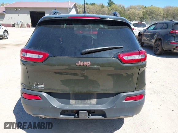 2017 Jeep Cherokee Latitude z VIN 1C4PJMCB9HW512395, wystawiony jako IAAI lot #42161258 z przebiegiem 67 584 mil mil oraz . Historia ofert i sprzedaży dostępna na DreamBid. Obrazek 16.