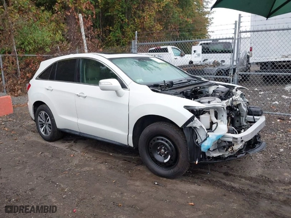 2018 Acura RDX w/Advance Pkg with VIN 5J8TB4H70JL009007, listed as a IAAI auction lot 40382722 with 104,933 mi miles. Bid and sale history available at carsss.com. Image 1.