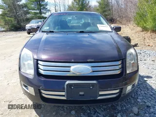 2007 Ford Fusion SEL with VIN 3FAHP02197R189283, listed as a IAAI auction lot 42008917 with 139,508 mi miles. Bid and sale history available at carsss.com. Image 13.