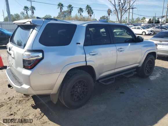 2017 Toyota 4Runner SR5 with VIN JTEZU5JR3H5164522, listed as a Copart auction lot 77765314 with 122,264 mi miles and Non Repairable. Bid and sale history available at carsss.com. Image 3.