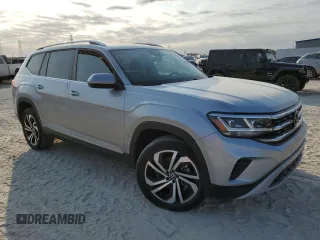 2023 Volkswagen Atlas SEL z VIN 1V2BR2CA6PC519320, wystawiony jako Copart lot #69646164 z przebiegiem 31 363 mil mil oraz Szkoda całkowita • Salvage title. Historia ofert i sprzedaży dostępna na DreamBid. Obrazek 4.