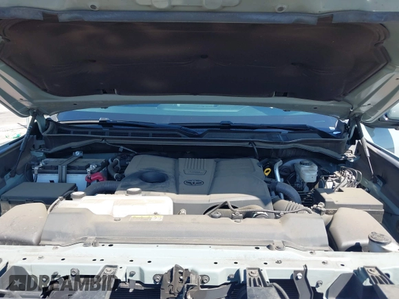 2022 Toyota Tundra Limited with VIN 5TFJA5AB6NX012246, listed as a IAAI auction lot 41868289 with 32,298 mi miles and . Bid and sale history available at DreamBid. Image 10.