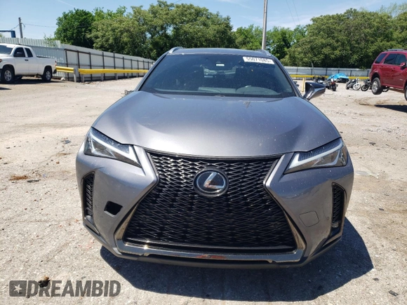 2019 Lexus UX 200 z VIN JTHY3JBH7K2016799, wystawiony jako Copart lot #55071085 z przebiegiem 67 189 mil mil oraz Szkoda całkowita • Salvage title. Historia ofert i sprzedaży dostępna na DreamBid. Obrazek 5.