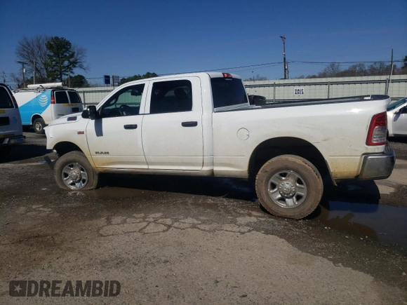 2022 Ram 2500 Tradesman with VIN 3C6UR5CJ2NG319208, listed as a Copart auction lot 46473685 with 69,377 mi miles and Salvage Title. Bid and sale history available at carsss.com. Image 2.
