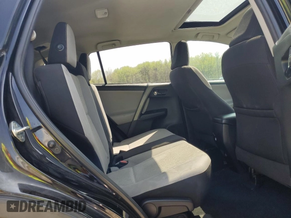 2018 Toyota RAV4 XLE with VIN 2T3WFREV4JW517610, listed as a Copart auction lot 51218285 with 193,684 mi miles and Clean Title. Bid and sale history available at DreamBid. Image 11.