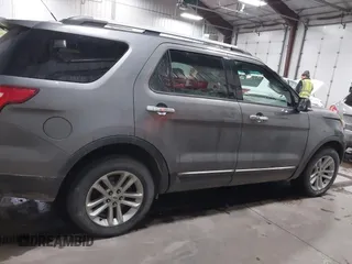 2013 Ford Explorer XLT with VIN 1FM5K8D88DGC52716, listed as a IAAI auction lot 41570613 with 147,762 mi miles and . Bid and sale history available at DreamBid. Image 13.