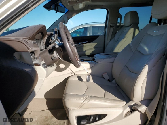 2017 Cadillac Escalade Premium Luxury with VIN 1GYS3CKJ8HR276368, listed as a Copart auction lot 87684765 with 39,763 mi miles and Salvage Title. Bid and sale history available at carsss.com. Image 7.