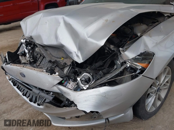 2017 Ford Fusion SE with VIN 3FA6P0H71HR214150, listed as a IAAI auction lot 41533148 with 125,654 mi miles. Bid and sale history available at carsss.com. Image 6.