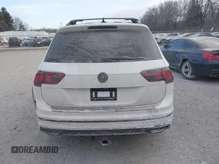 2022 Volkswagen Tiguan SE R-Line Black с VIN 3VV8B7AX2NM089612, выставлен на аукционе IAAI как лот 41271934 с пробегом 30 799 миль миль и . История ставок и продаж доступна на DreamBid. Изображение 16.