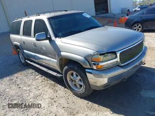 2001 GMC Yukon XL SLE with VIN 3GKFK16T31G206653, listed as a IAAI auction lot 41803552 with 238,396 mi miles. Bid and sale history available at carsss.com. Image 1.