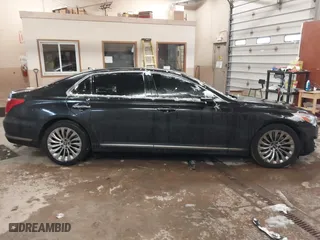 2018 Genesis G90 5.0L Ultimate with VIN KMHG54JH7JU038472, listed as a IAAI auction lot 41300699 with 85,133 mi miles. Bid and sale history available at carsss.com. Image 13.