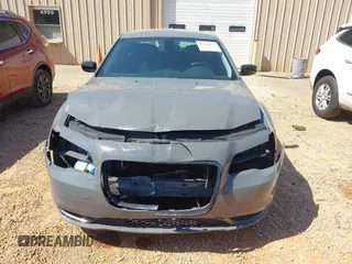 2018 Chrysler 300 Touring with VIN 2C3CCAAG5JH293353, listed as a IAAI auction lot 41884212 with 83,526 mi miles and . Bid and sale history available at carsss.com. Image 12.