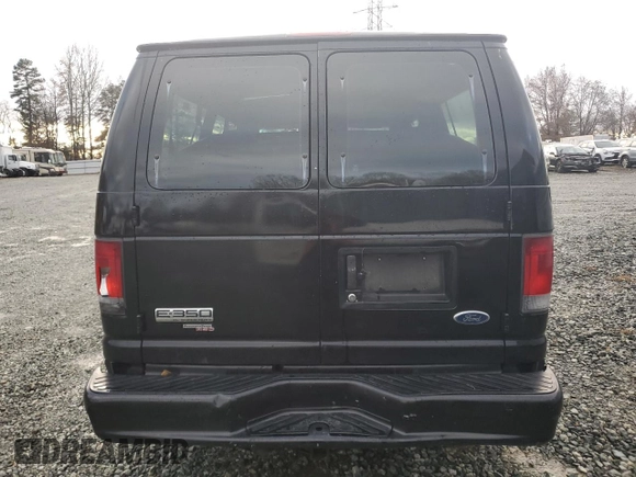 2008 Ford Econoline Passenger XL with VIN 1FBNE31L58DB44511, listed as a Copart auction lot 83866334 with 183,890 mi miles and Salvage Title. Bid and sale history available at carsss.com. Image 6.